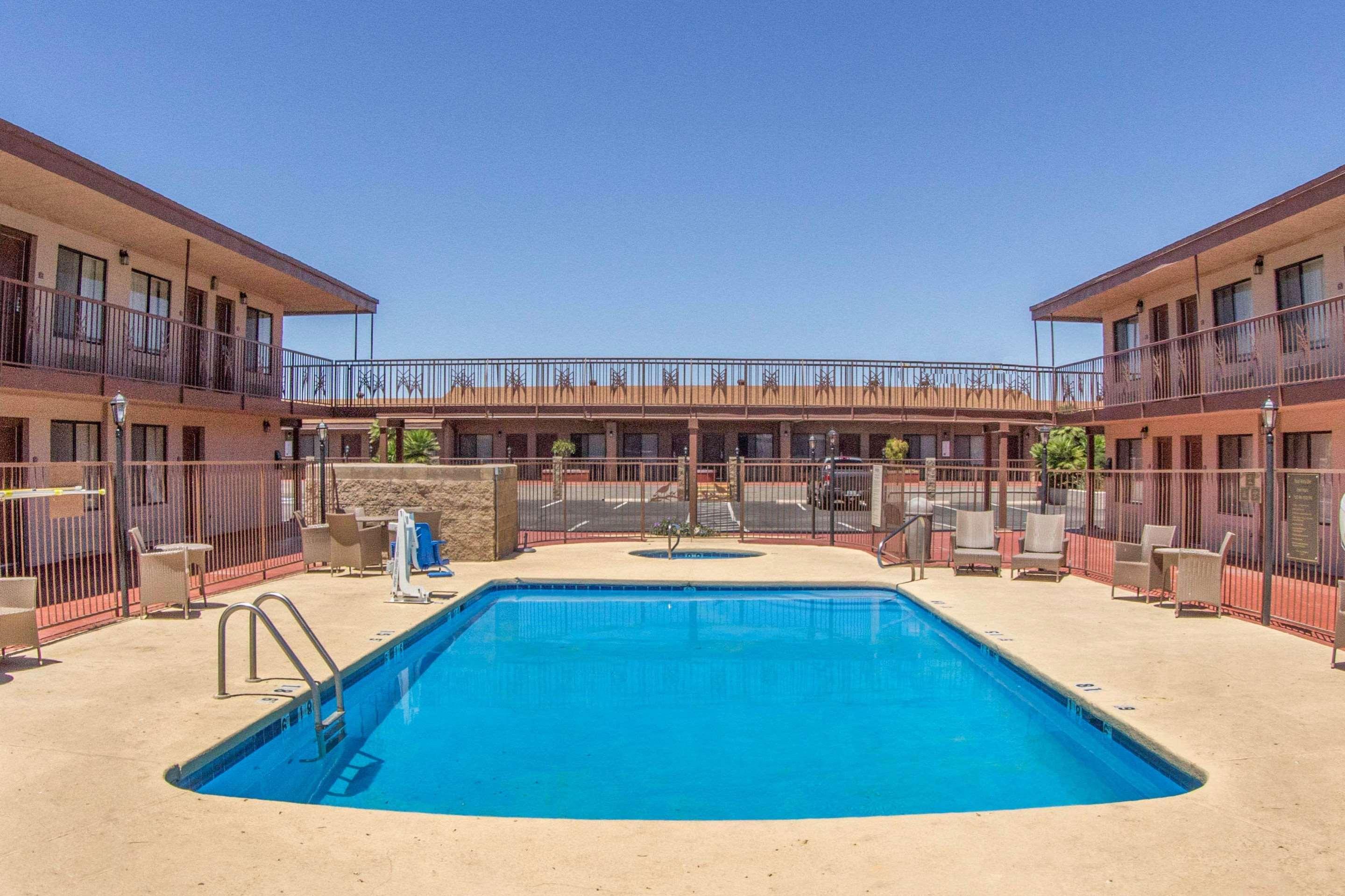 Quality Inn Benson I-10 Exit 304 المظهر الخارجي الصورة