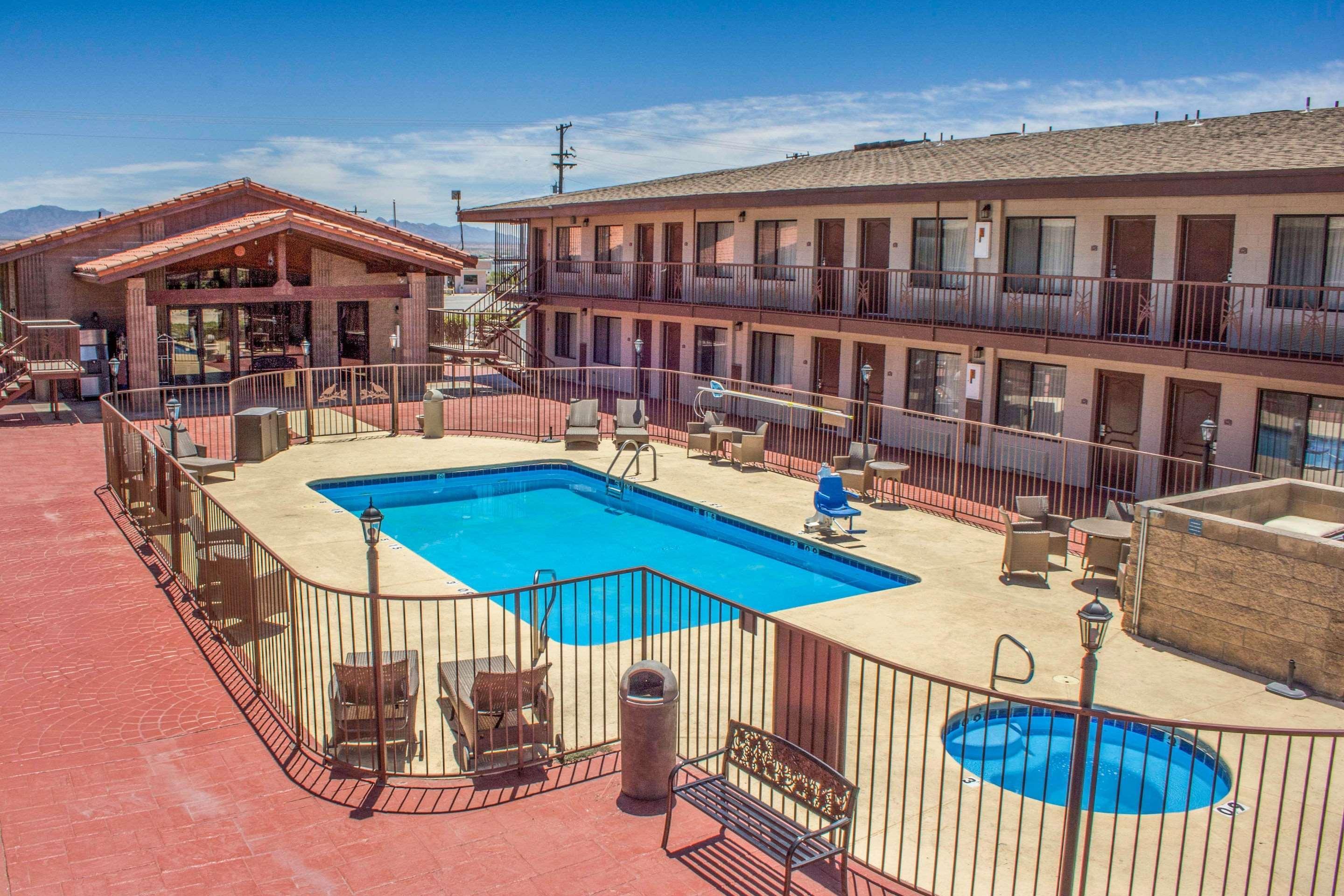 Quality Inn Benson I-10 Exit 304 المظهر الخارجي الصورة